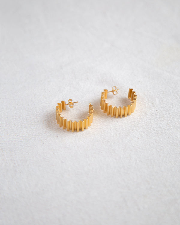 Statement Ondulée Hoops - Gold Vermeil Jewellery Olivia Taylor   