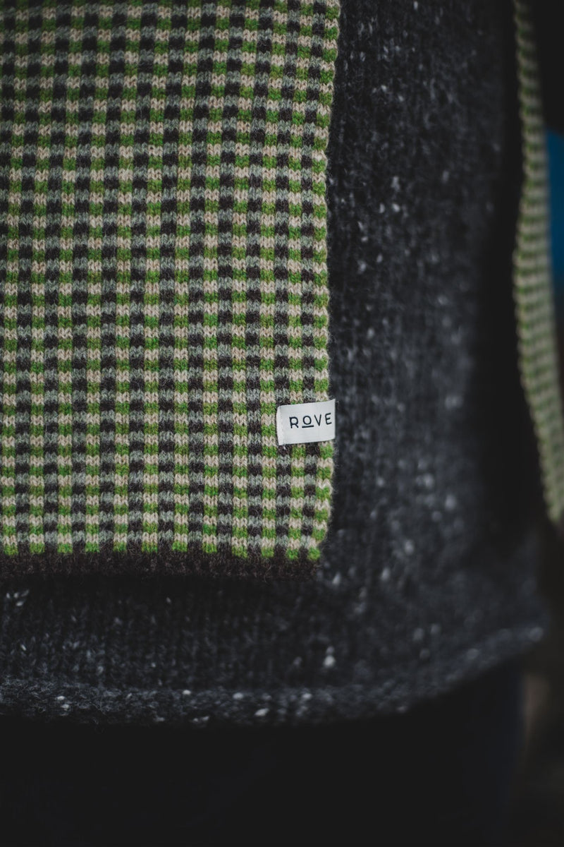Small checked Scarf – Green Accessories Rove Knitwear