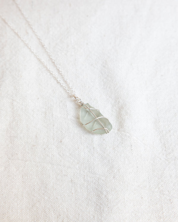 Skye Sea Glass Wire Necklace – Silver