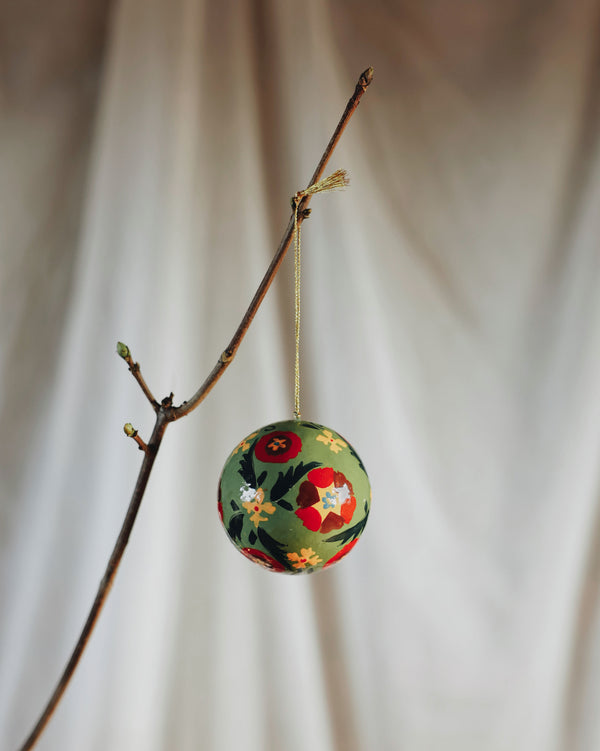 Handmade Papier Mache Bauble – Green Homeware Madam Stoltz