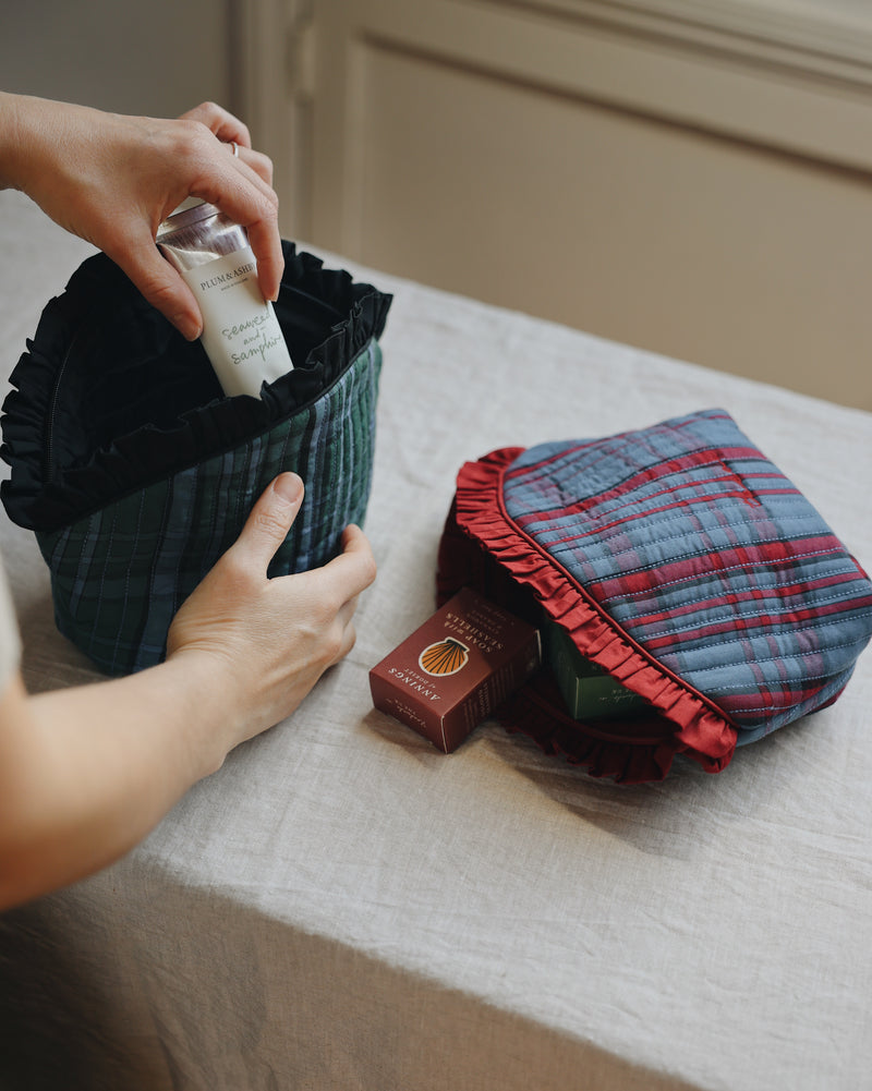 Cotton Wash Bag – Green Tartan Beauty & Wellness The Tartan Blanket Co