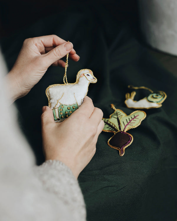 Countryside Christmas Tree Decorations Homeware Ian Snow