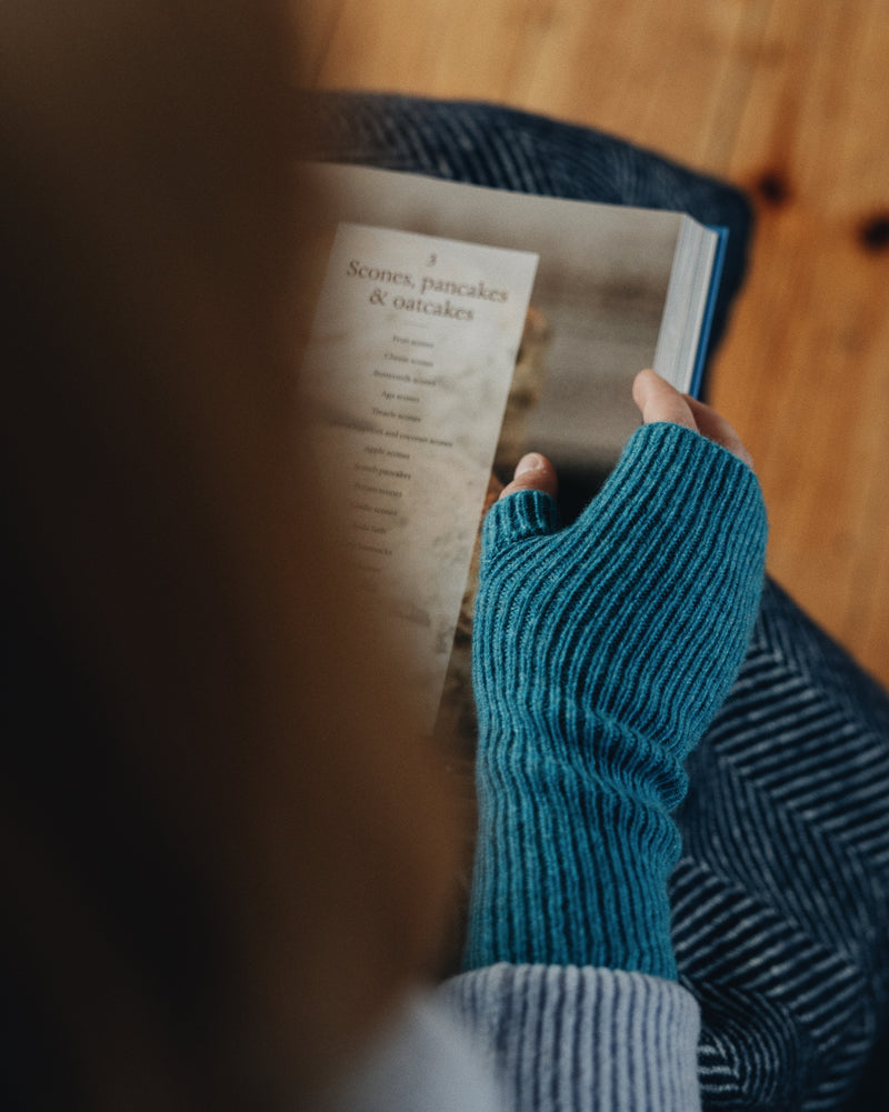 Hebridean Lambswool Wrist Warmers Knitwear Island Nation