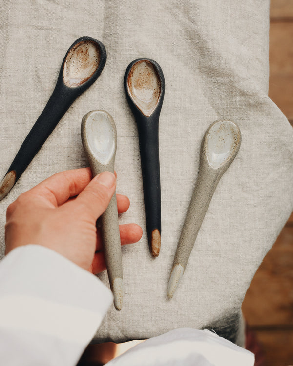 Black Stoneware Spoon Homeware Carrick