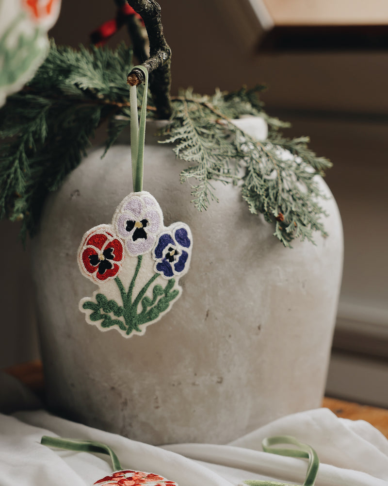Winter Pansy Tree Decoration Seasonal / Occasion Lappliq