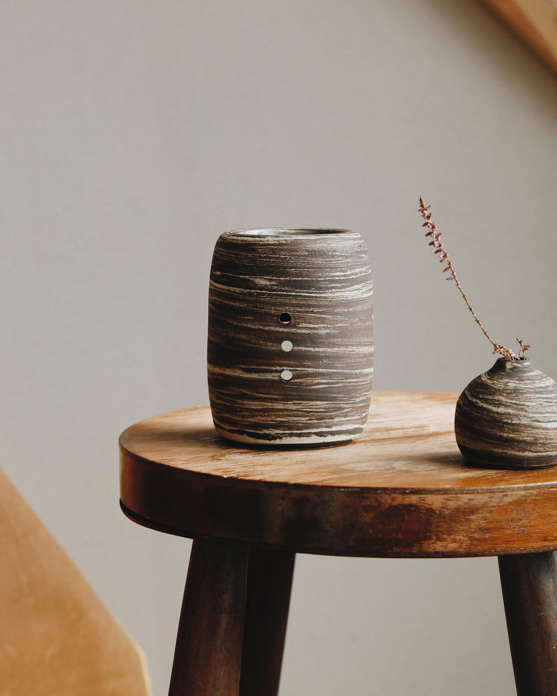 Skye Sand Oil Burner Wax Melter in Black Marble Homeware Emporium Julium   